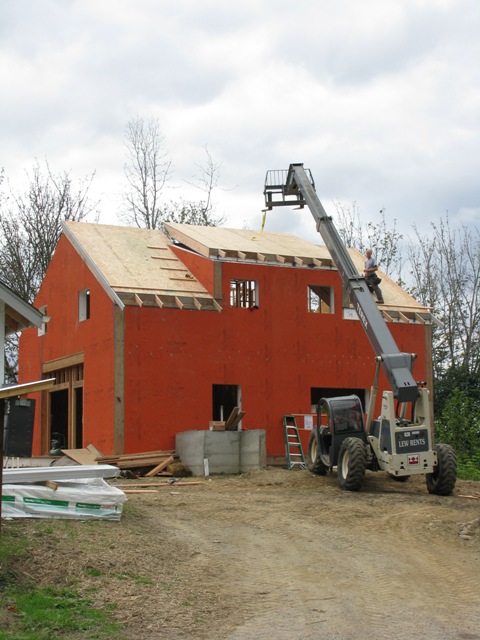 Structural Insulated Panels as a Roof at Far Reach Home